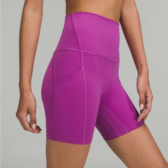 Align Shorts with Pockets 6” - Size 4 - Picture 2 of 5